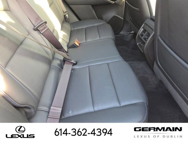 Used 2024 Cadillac XT4 Sport image 35