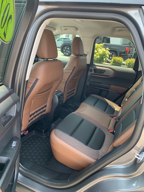 Used 2025 Ford Bronco Sport Outer Banks w/ Outer Banks Tech Package+ AWD/4WD image 19