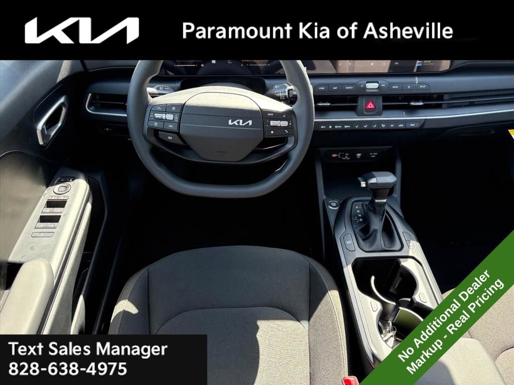 New 2026 Kia K4 FWD image 22