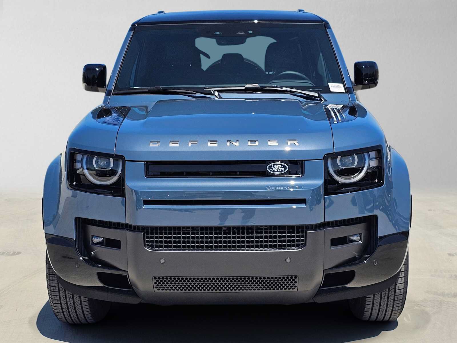 New 2026 Land Rover Defender 110 X-Dynamic SE AWD/4WD image 8