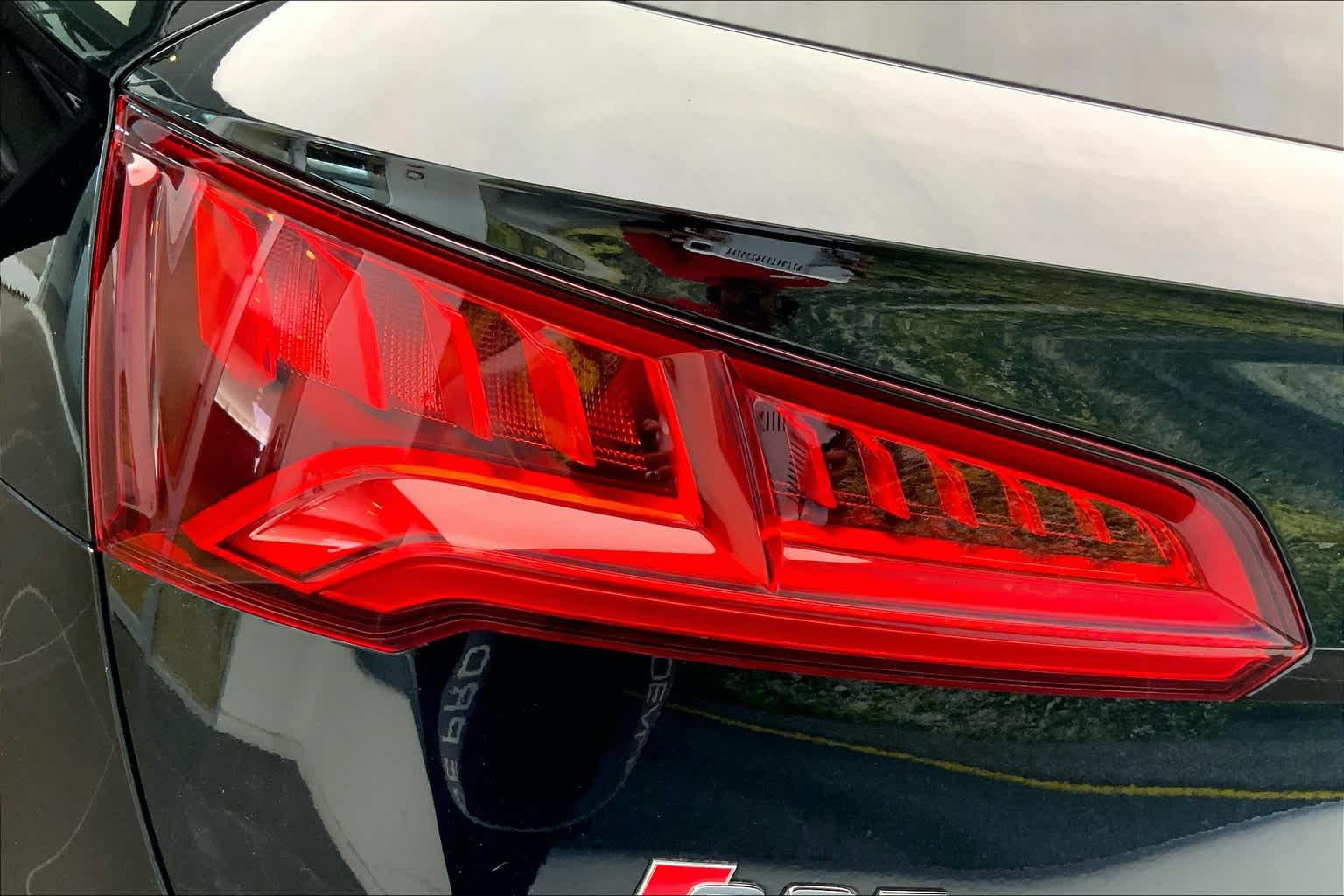 Used 2020 Audi SQ5 Premium Plus w/ Premium Plus Package AWD/4WD image 27