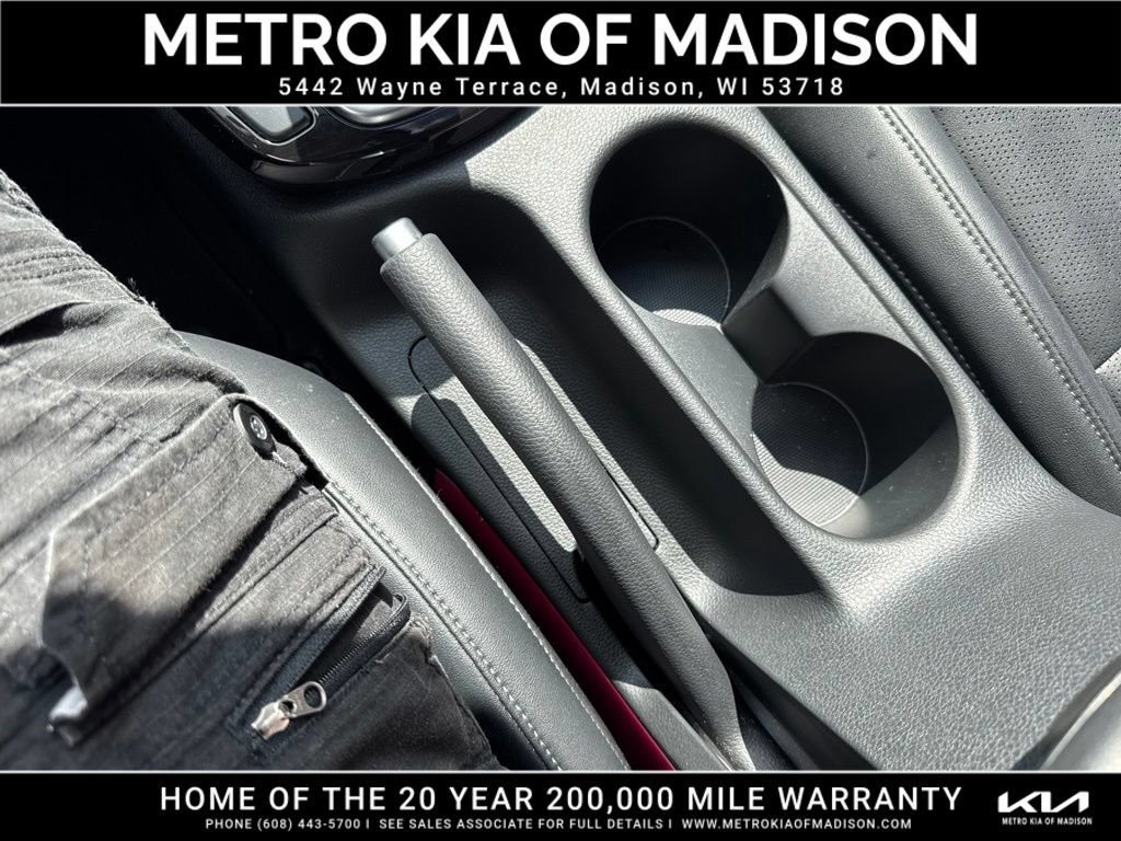Used 2025 Kia Seltos EX w/ EX Sunroof Package AWD/4WD image 29