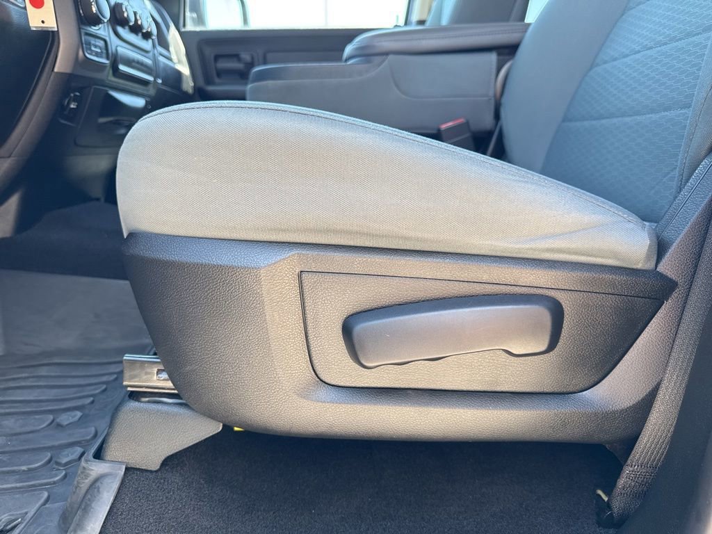 Used 2018 RAM 1500 Express w/ Express Value Package AWD/4WD image 22