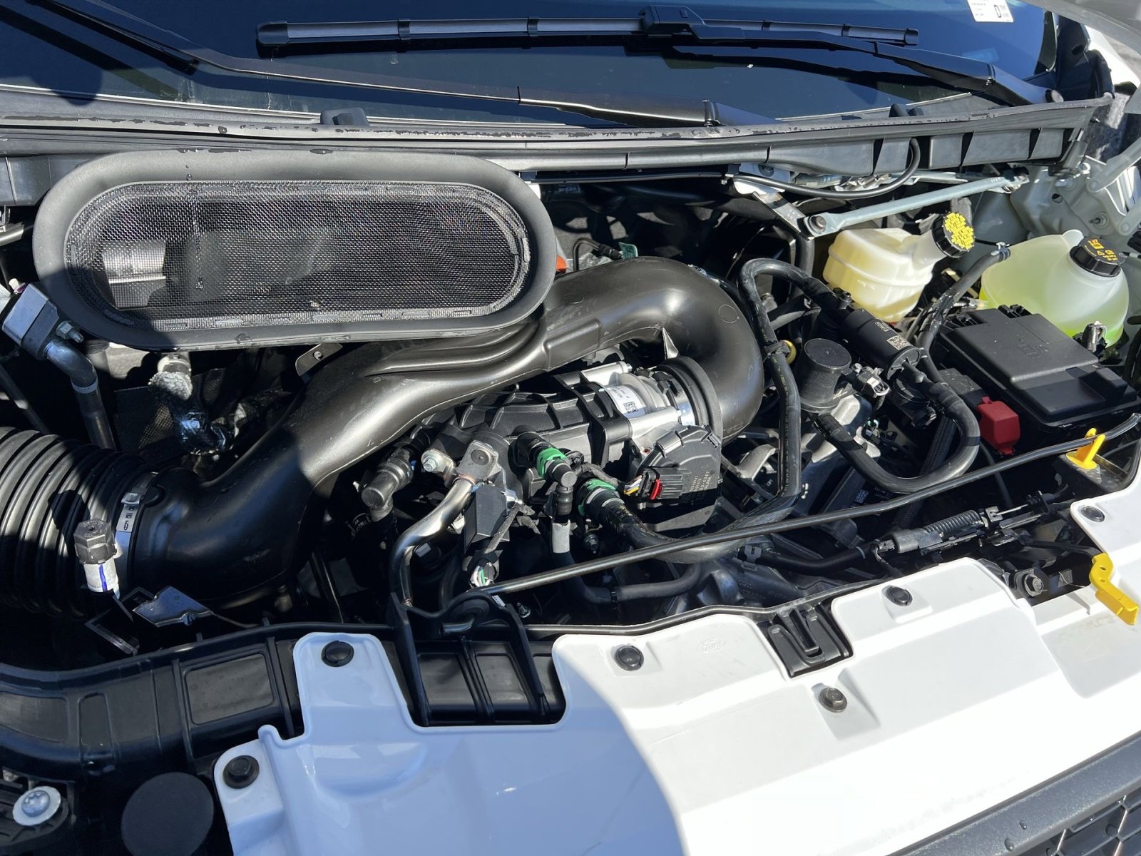 New 2026 Ford Transit 250 148 Medium Roof image 25