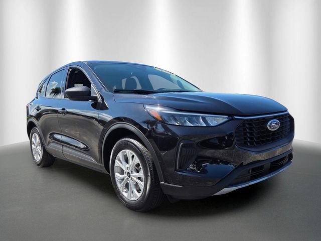 Used 2025 Ford Escape Active FWD image 7