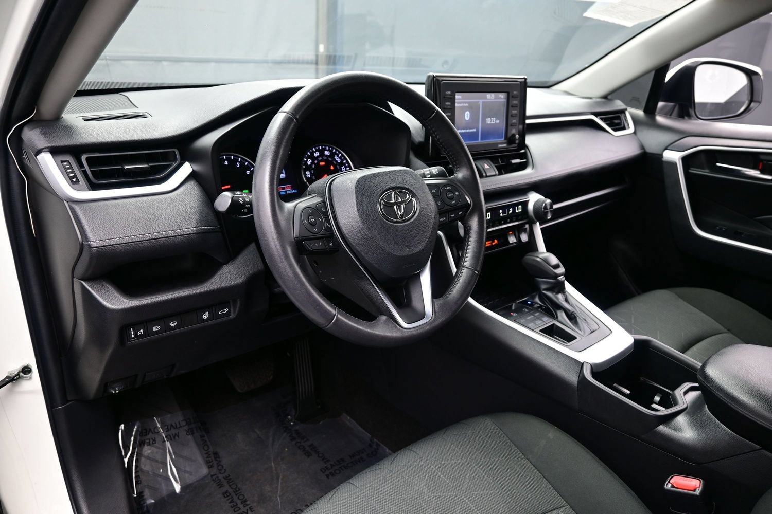 Used 2022 Toyota RAV4 XLE w/ Convenience Package AWD/4WD image 13