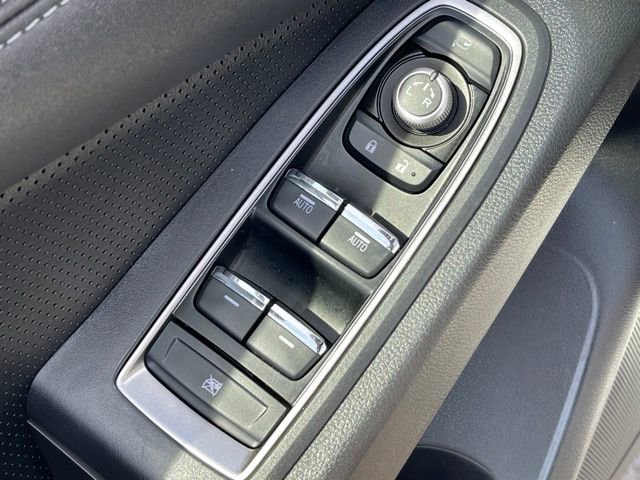 Certified 2025 Subaru Ascent Limited w/ Popular Package #1 image 19