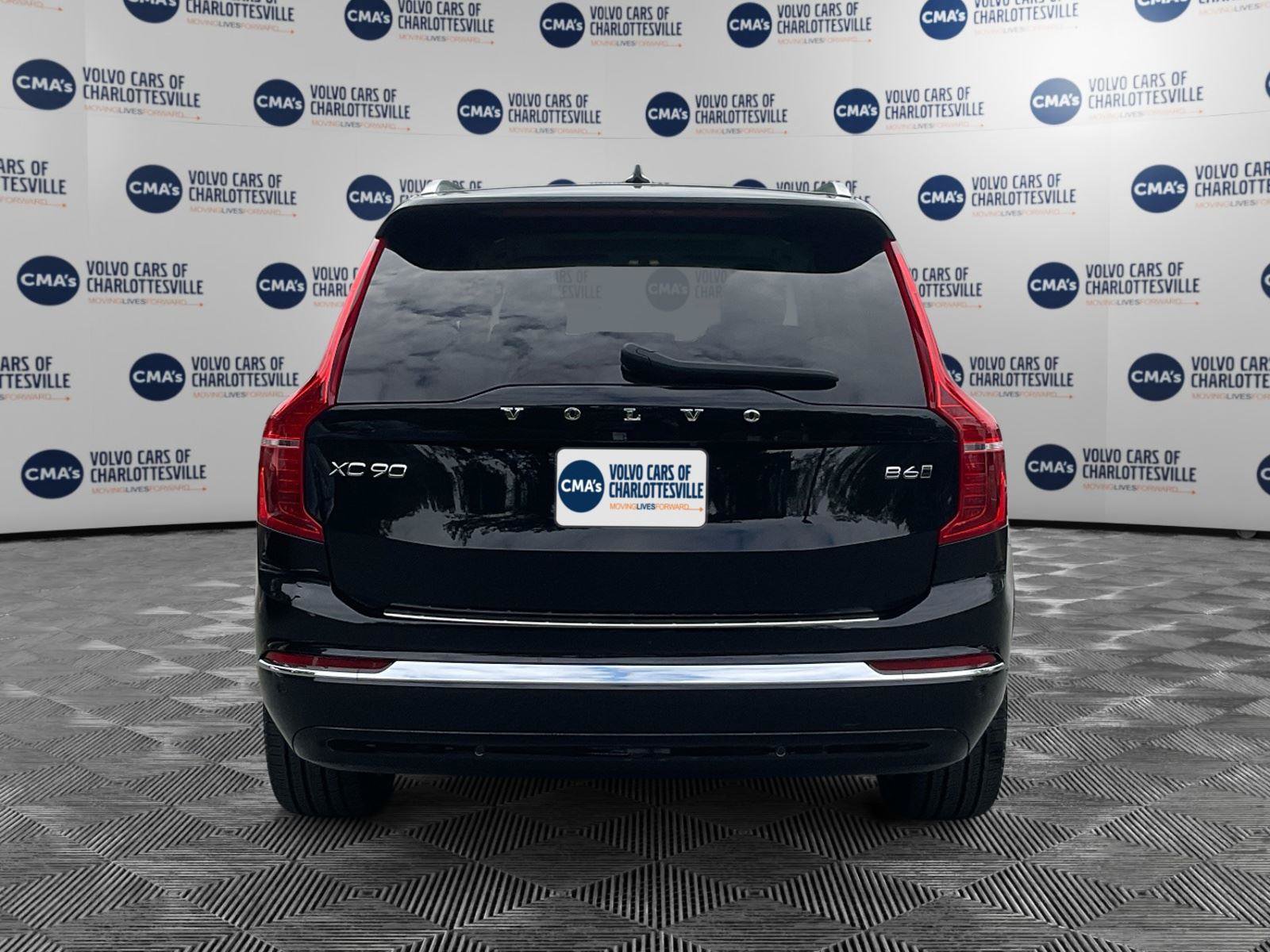Certified 2023 Volvo XC90 B6 Plus AWD/4WD image 4