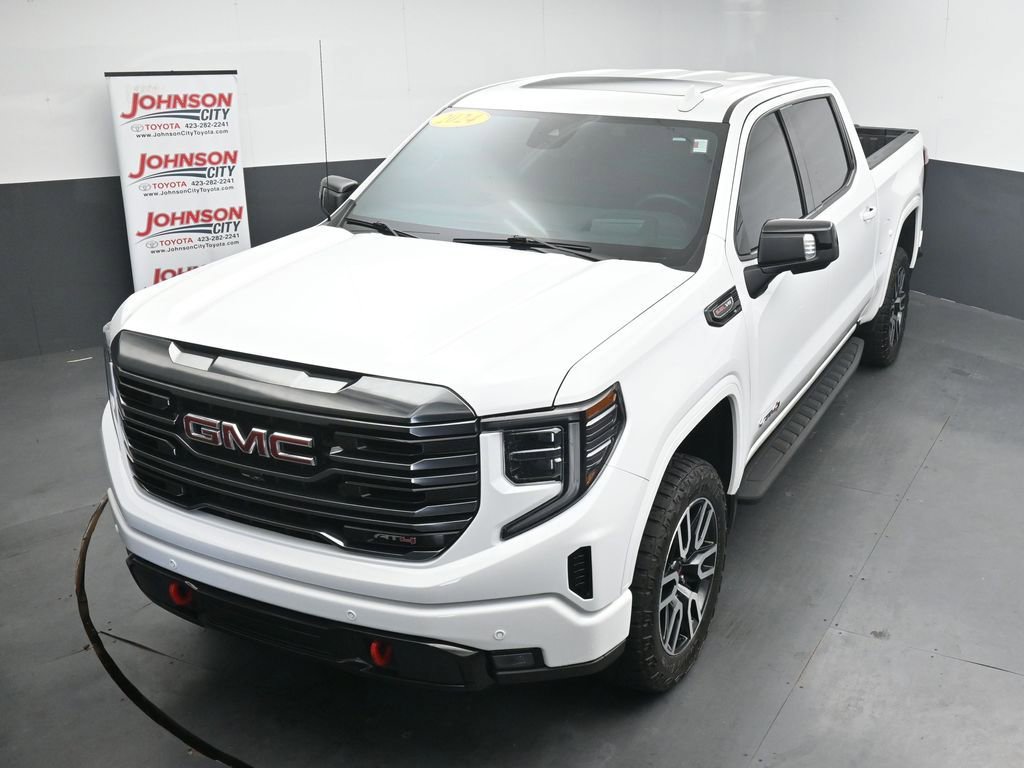 Used 2024 GMC Sierra 1500 AT4 w/ Technology Package AWD/4WD image 27