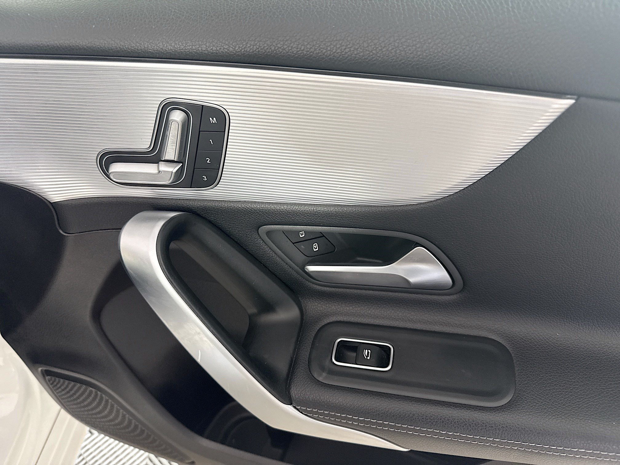 Used 2019 Mercedes-Benz A 220 w/ Premium Package image 31