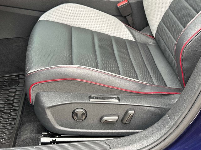 Used 2023 Volkswagen GTI Autobahn FWD image 19