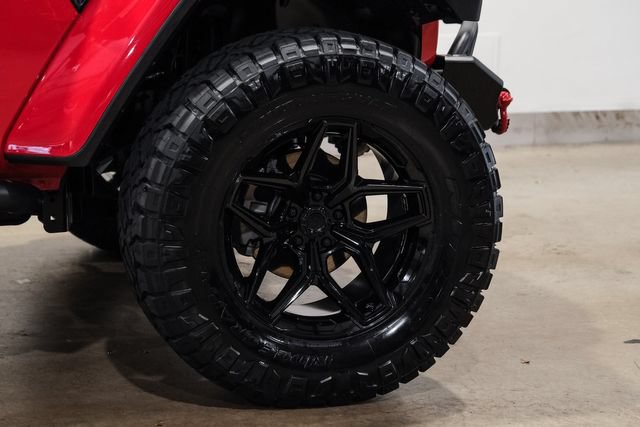 Used 2023 Jeep Wrangler Unlimited Rubicon 392 w/ Trailer Tow Package AWD/4WD image 34