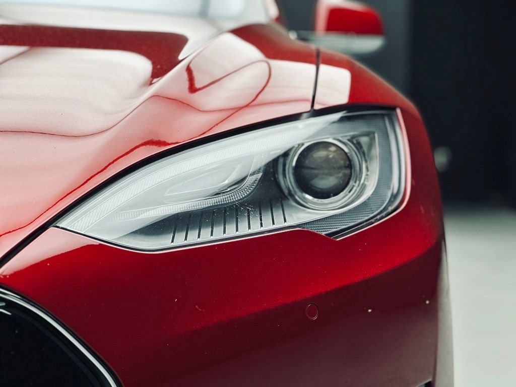 Used 2015 Tesla Model S 70D AWD/4WD image 13