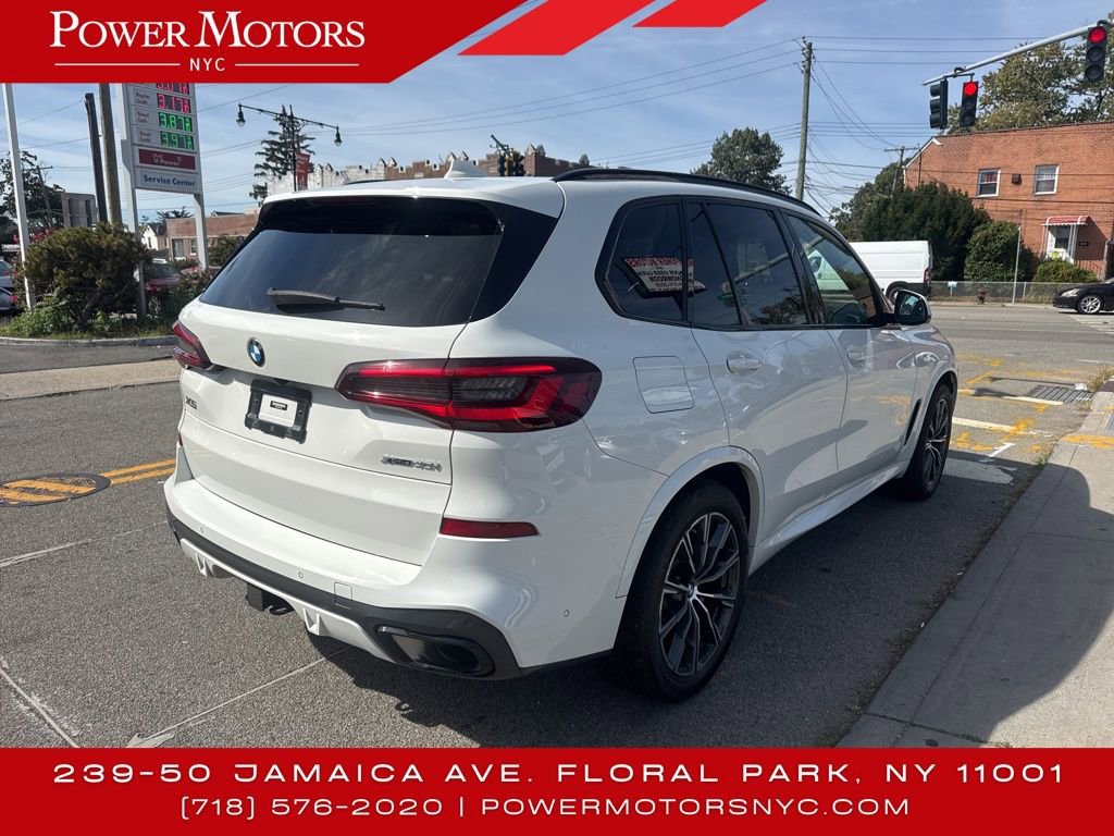 Used 2023 BMW X5 xDrive40i w/ M Sport Package image 5