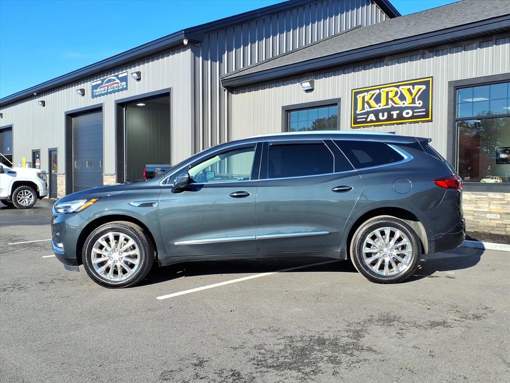 Used 2021 Buick Enclave Essence w/ Sound and Sites Package image 4