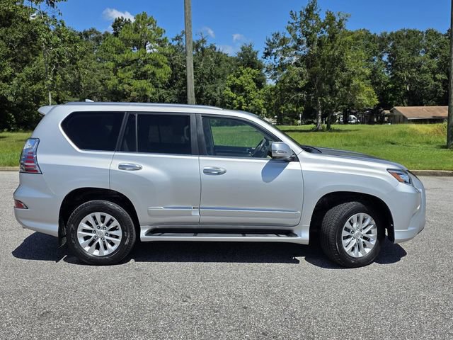 Used 2017 Lexus GX 460 Premium w/ Premium Package AWD/4WD image 38