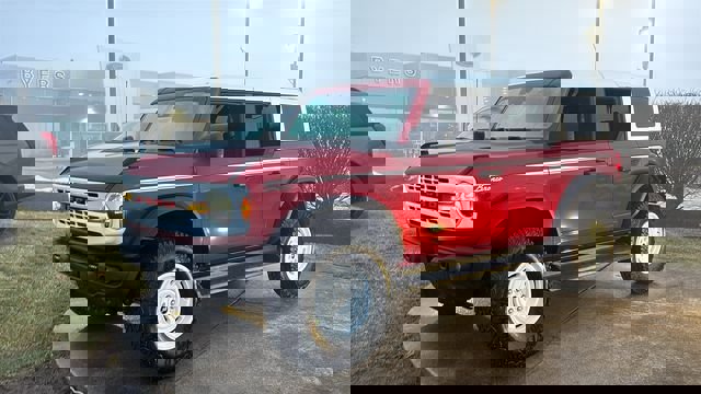 New 2026 Ford Bronco Heritage Edition image 2