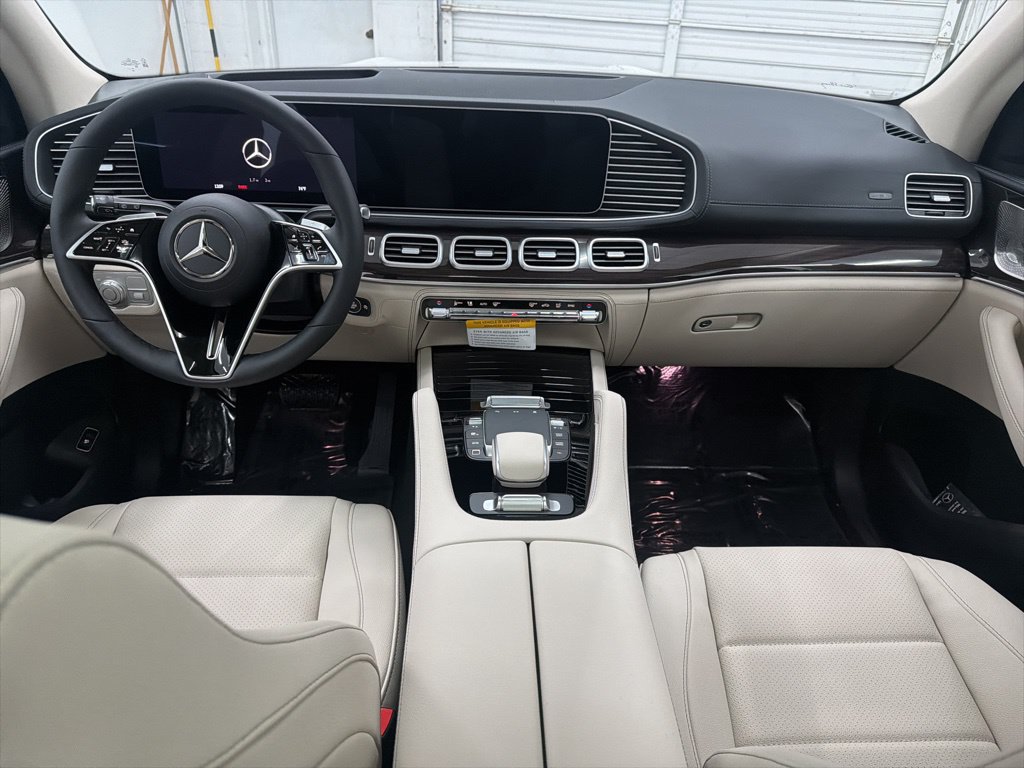 Used 2026 Mercedes-Benz GLS 450 4MATIC image 21