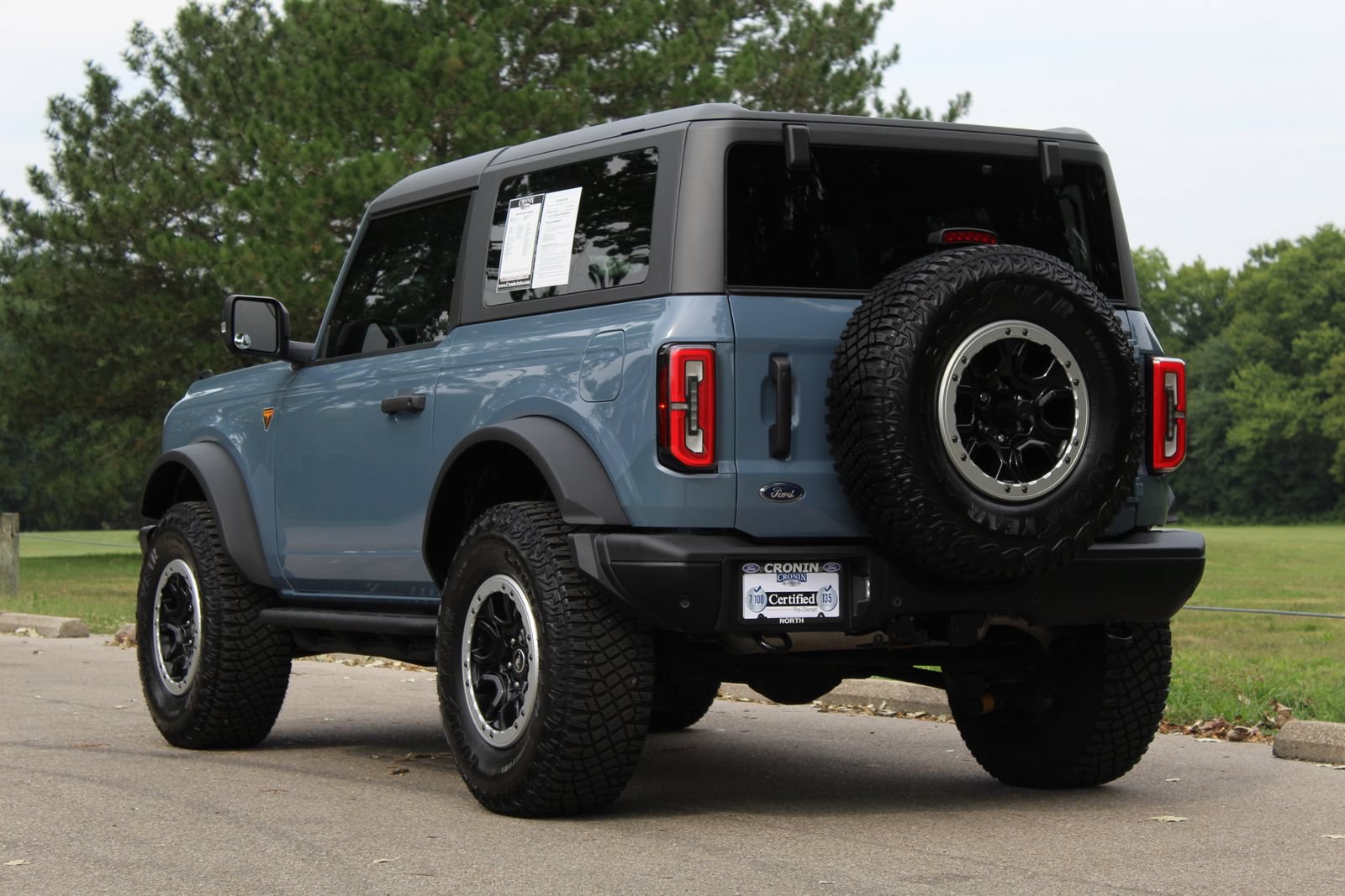 Used 2023 Ford Bronco Badlands AWD/4WD image 6