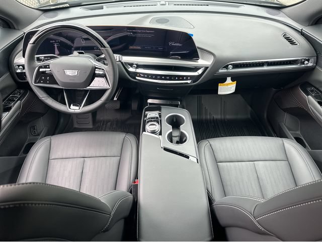 New 2026 Cadillac Lyriq Luxury w/ LPO, Floor Liner Package AWD/4WD image 27