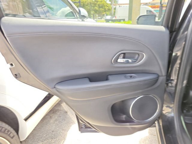 Used 2019 Honda HR-V EX-L image 8