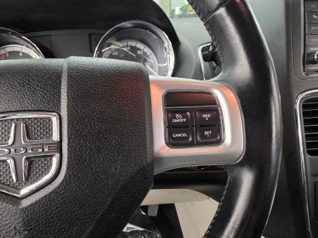 Used 2017 Dodge Grand Caravan SE w/ Power Window Group FWD image 12
