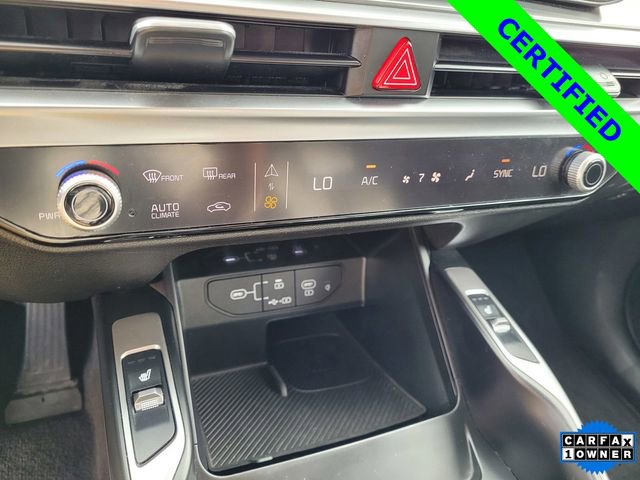 Certified 2024 Kia Sorento S image 21
