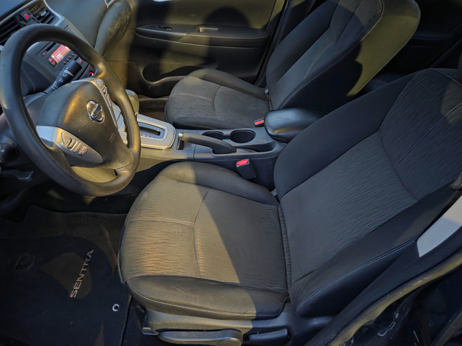 Used 2014 Nissan Sentra SV image 8