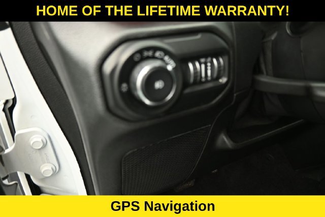 Used 2021 Jeep Wrangler Unlimited Rubicon AWD/4WD image 16