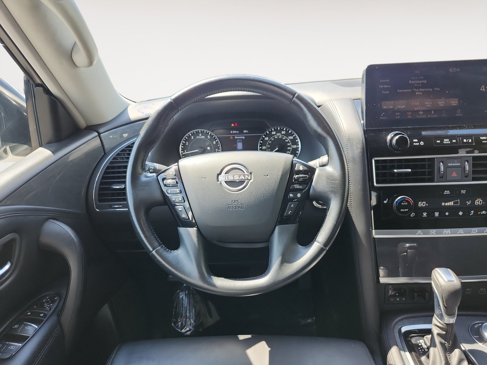 Used 2022 Nissan Armada SV AWD/4WD image 12