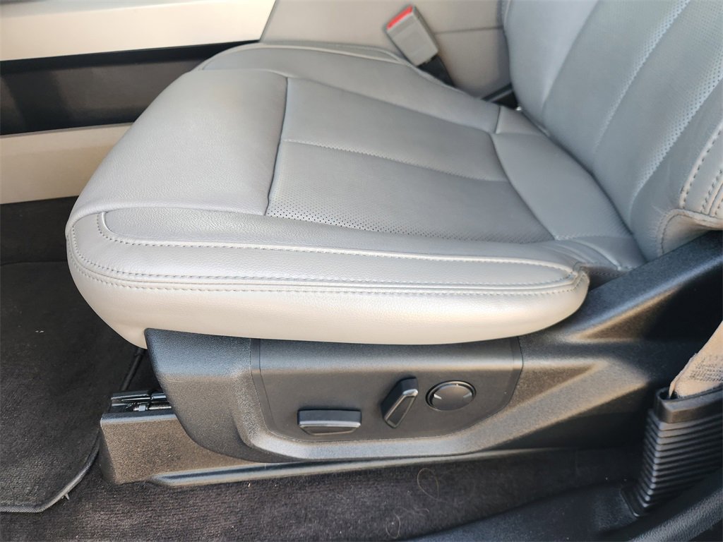 Used 2019 Ford F150 Lariat w/ Equipment Group 502A Luxury image 21