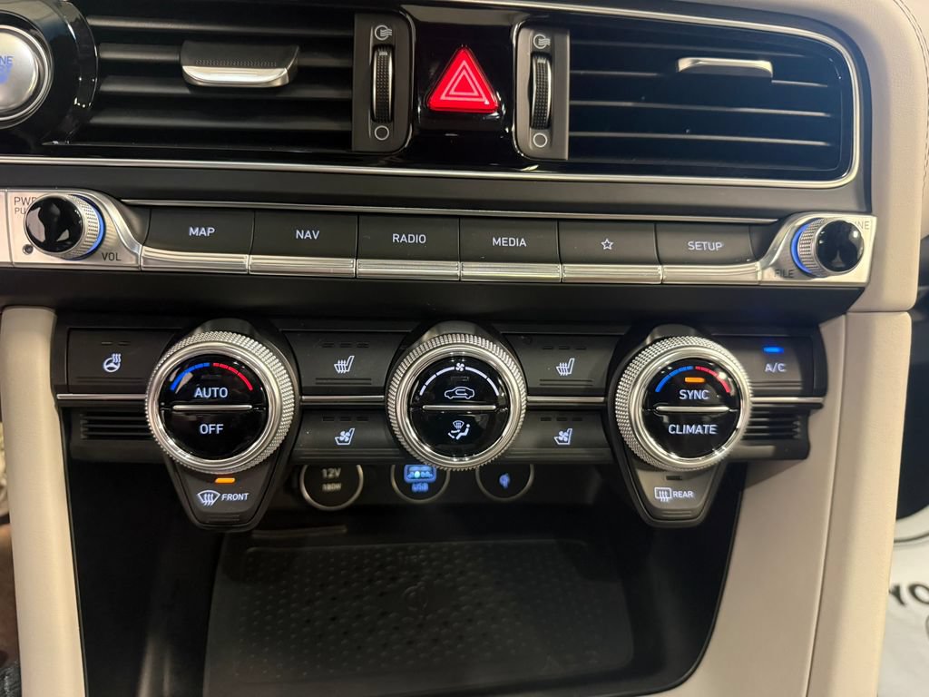 Used 2023 Genesis G70 3.3T w/ Sport Prestige Package AWD/4WD image 39