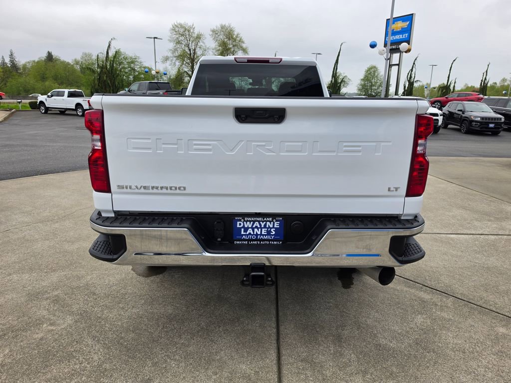 Used 2025 Chevrolet Silverado 2500 LT w/ Convenience Package AWD/4WD image 5