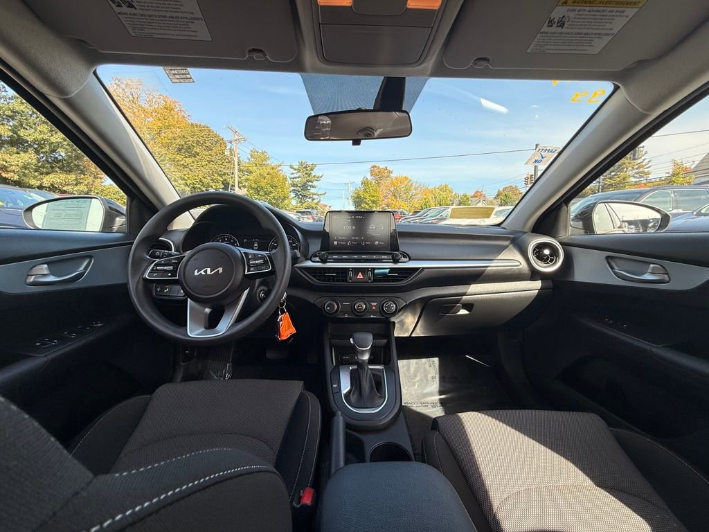 Used 2023 Kia Forte LXS w/ LXS Technology Package image 17