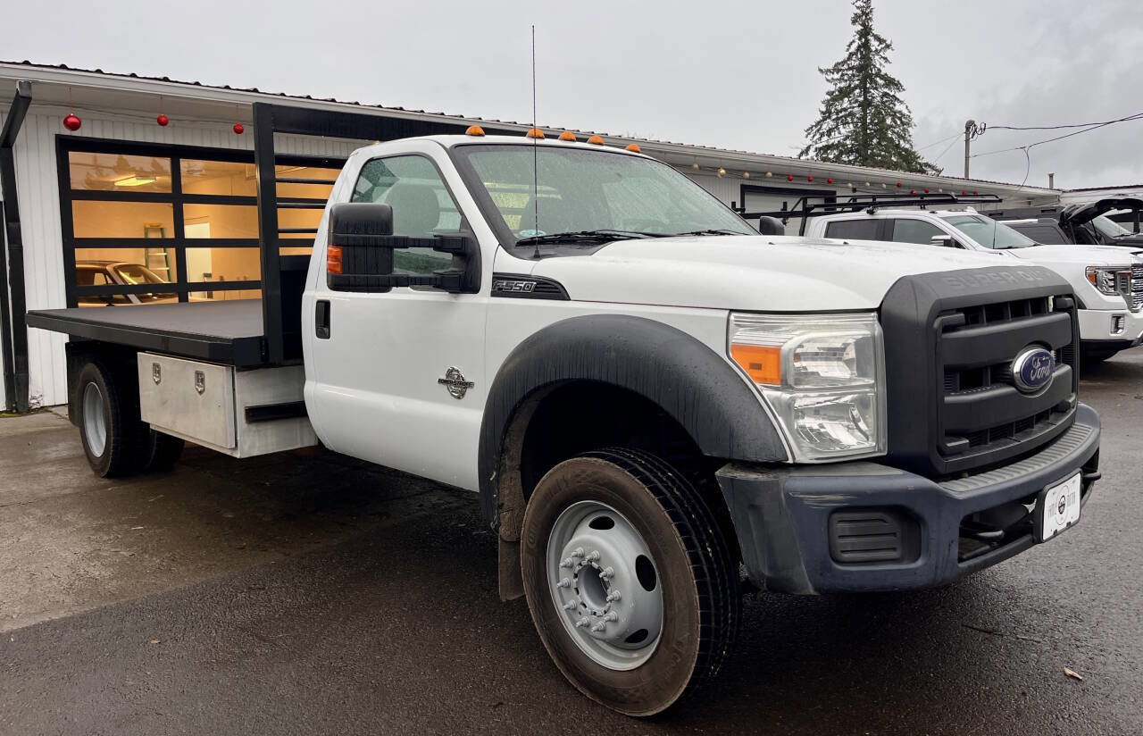 Used 2014 Ford F550 2WD Regular Cab Super Duty image 12