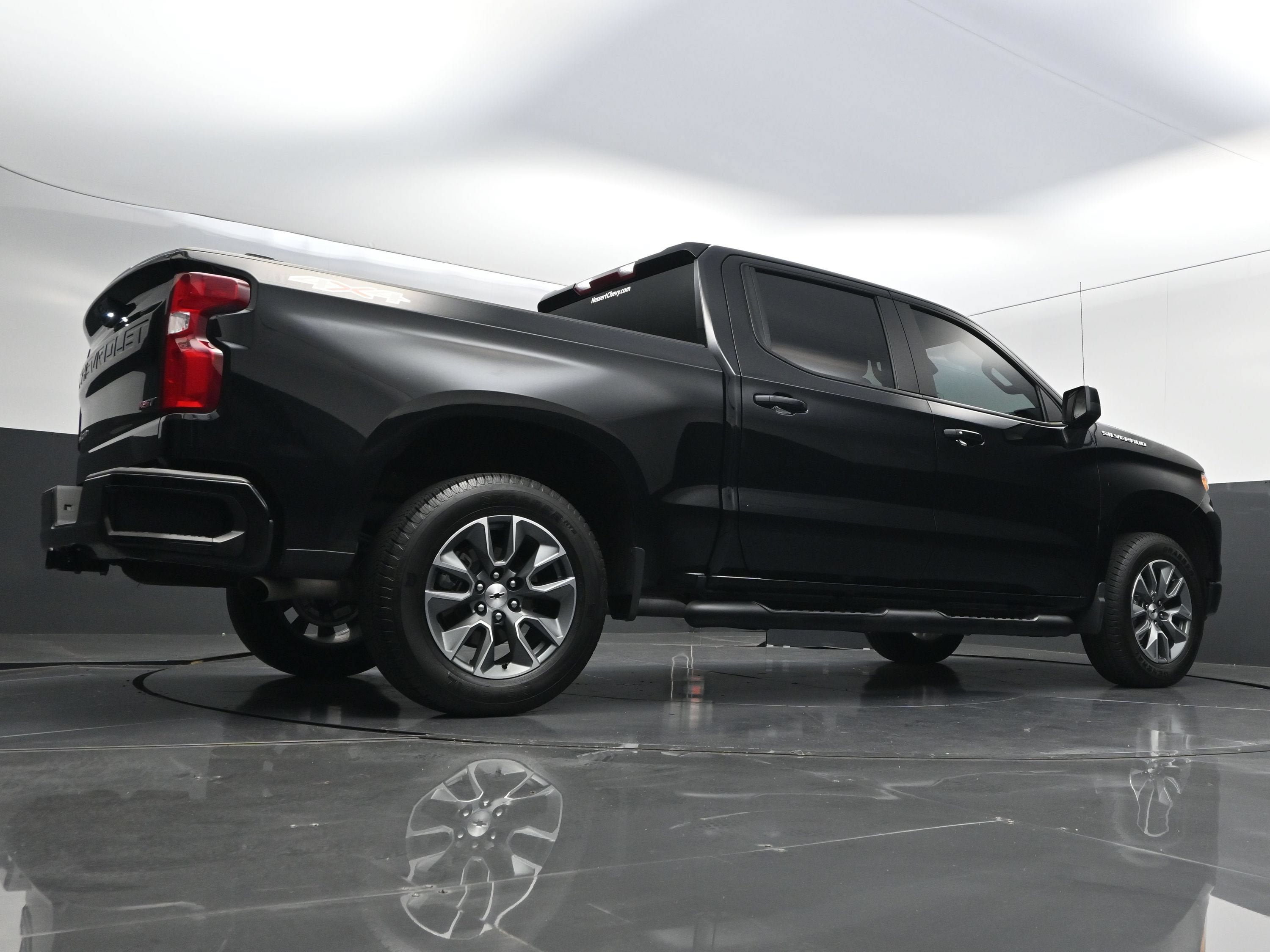 Certified 2025 Chevrolet Silverado 1500 RST w/ LPO, Liner Protection Package AWD/4WD image 44