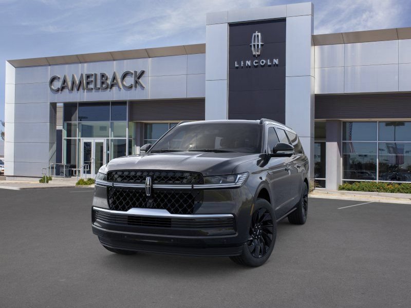 New 2026 Lincoln Navigator L Reserve w/ Jet Appearance Package AWD/4WD image 2