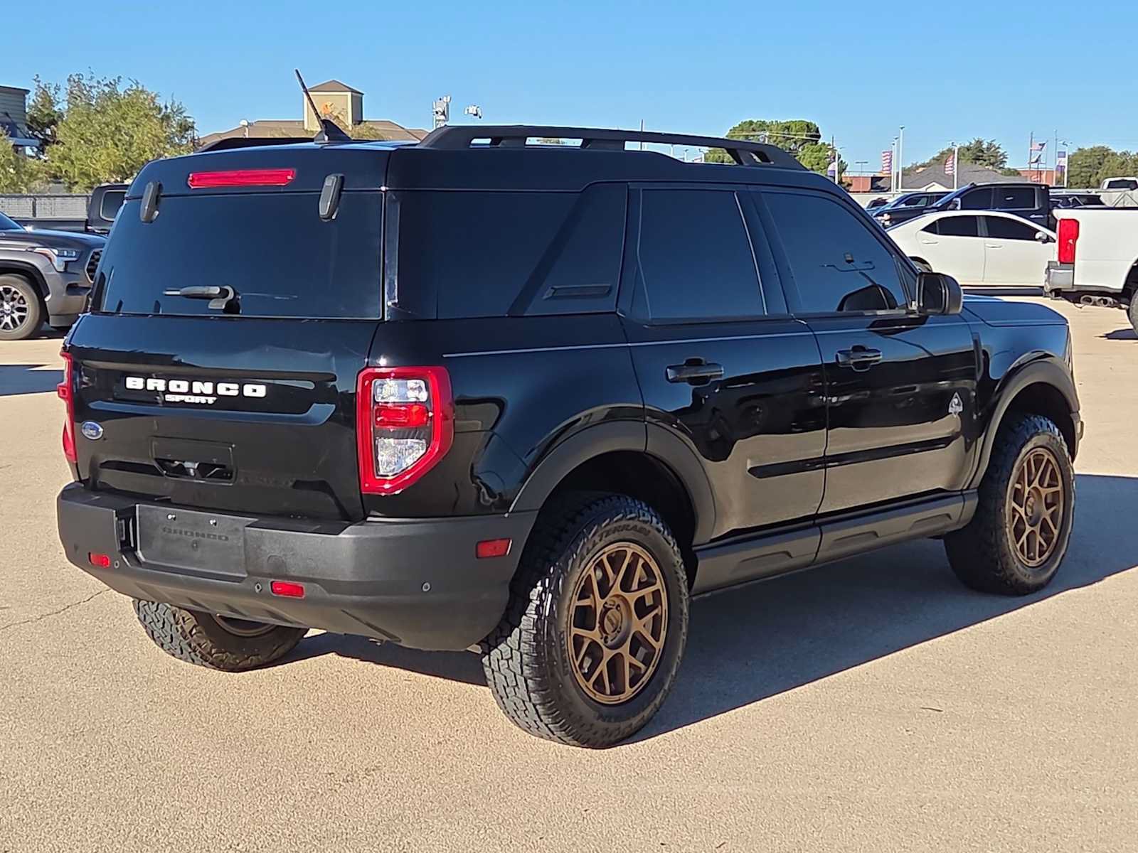 Used 2023 Ford Bronco Sport Outer Banks w/ Tech Package AWD/4WD image 7