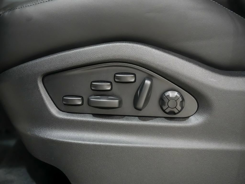 New 2026 Porsche Cayenne GTS AWD/4WD image 24