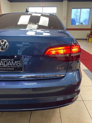 Used 2017 Volkswagen Jetta SEL image 11