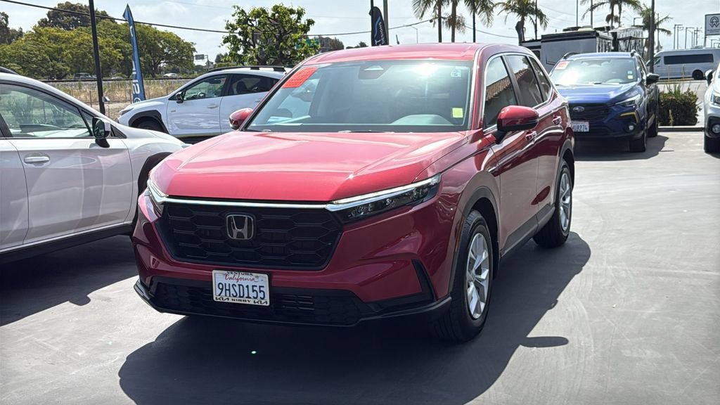 Used 2023 Honda CR-V LX image 3