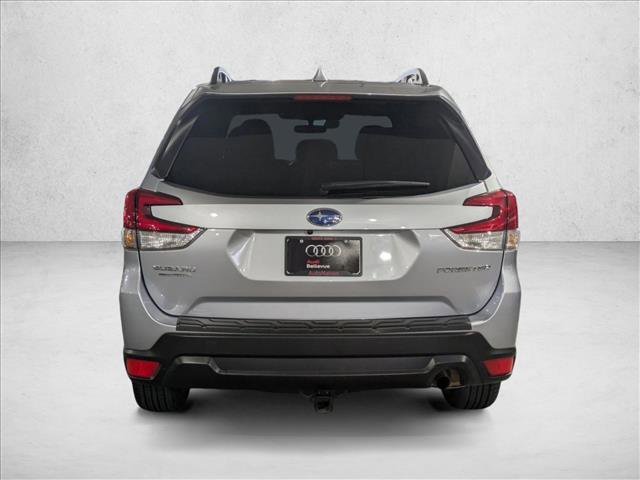 Used 2023 Subaru Forester Premium image 7
