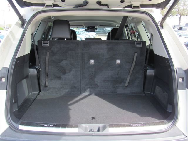 Used 2024 Toyota Grand Highlander AWD Hybrid image 5