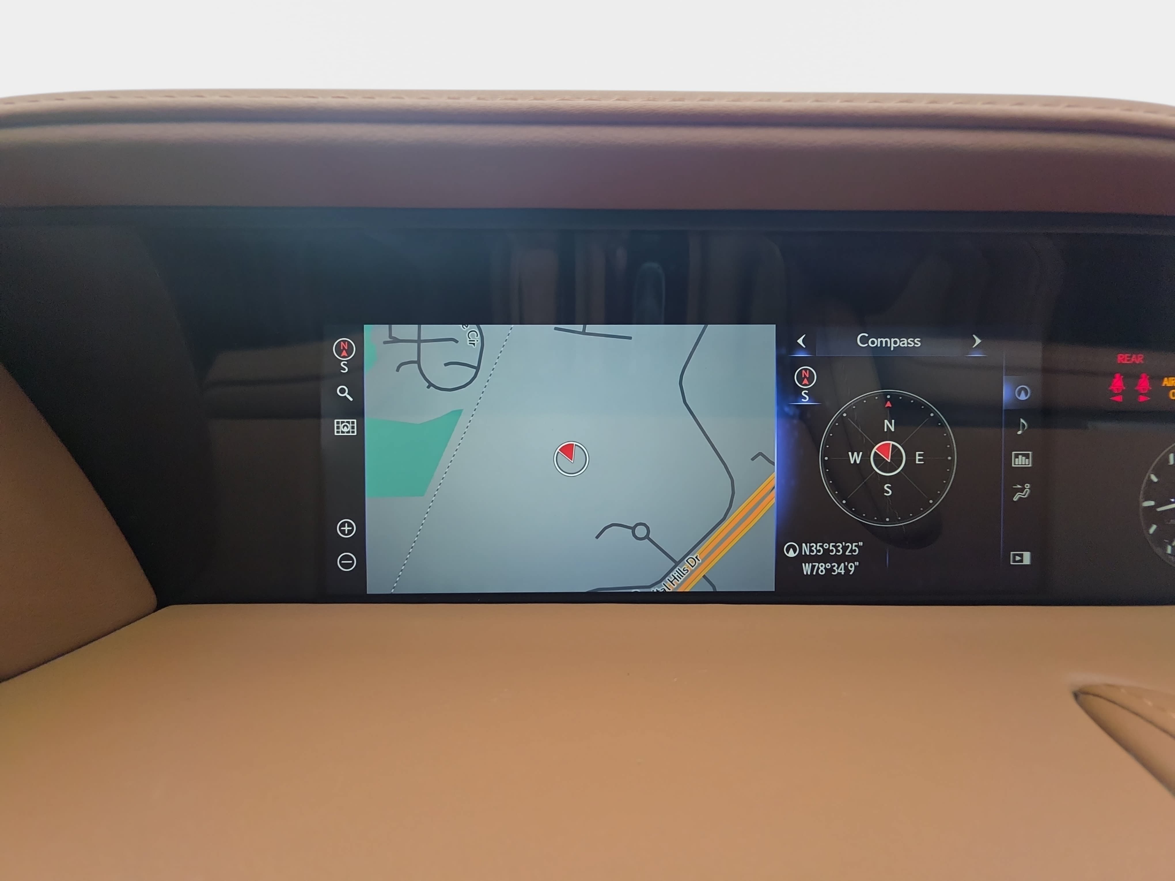 Used 2021 Lexus LC 500 Convertible w/ Touring Package RWD image 21