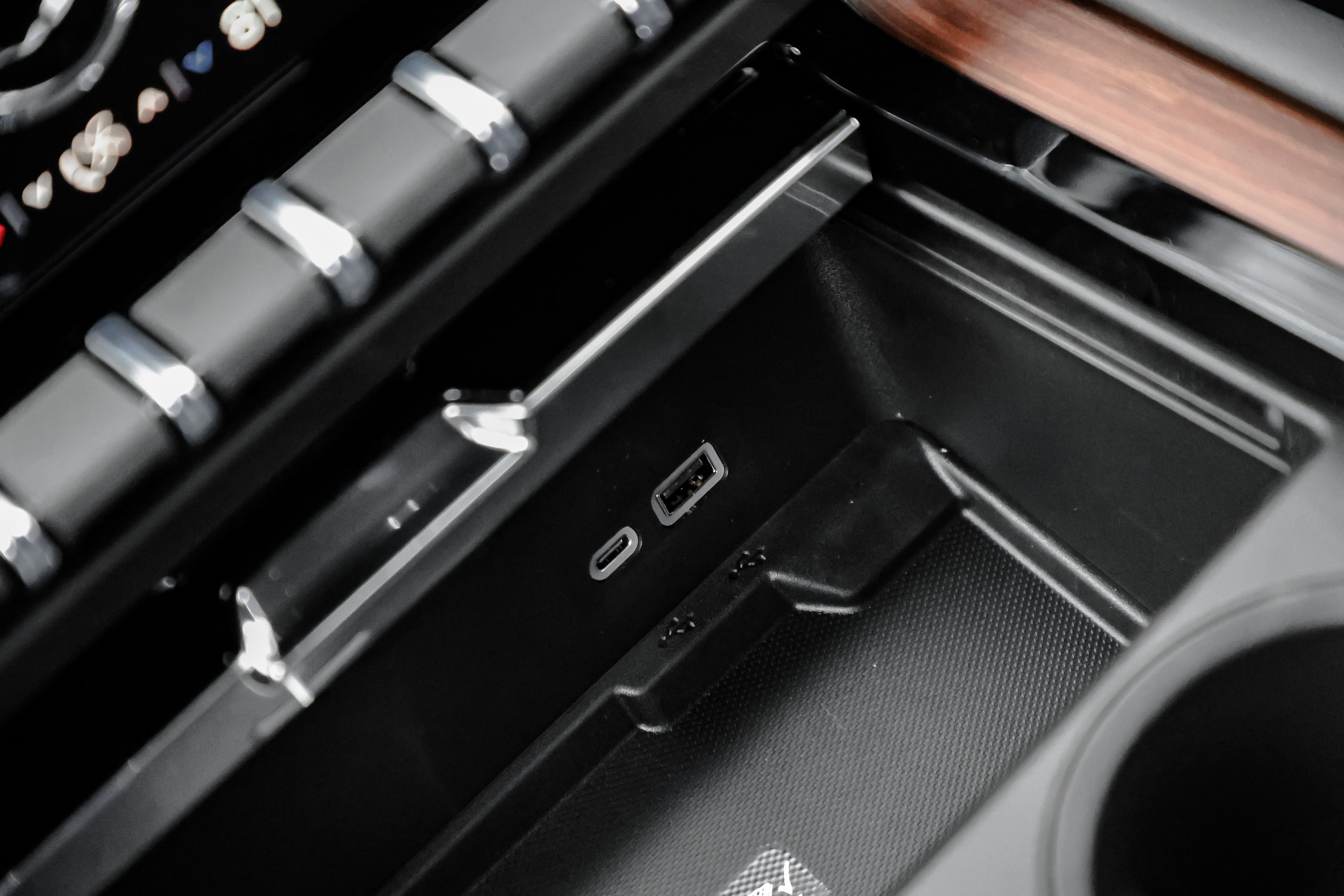 New 2026 GMC Yukon XL Denali image 33