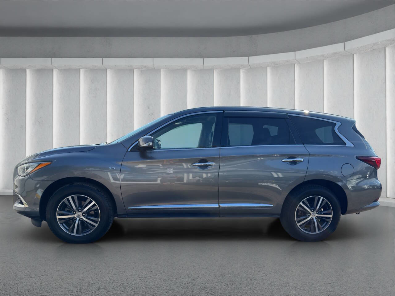 Used 2020 INFINITI QX60 Pure image 2