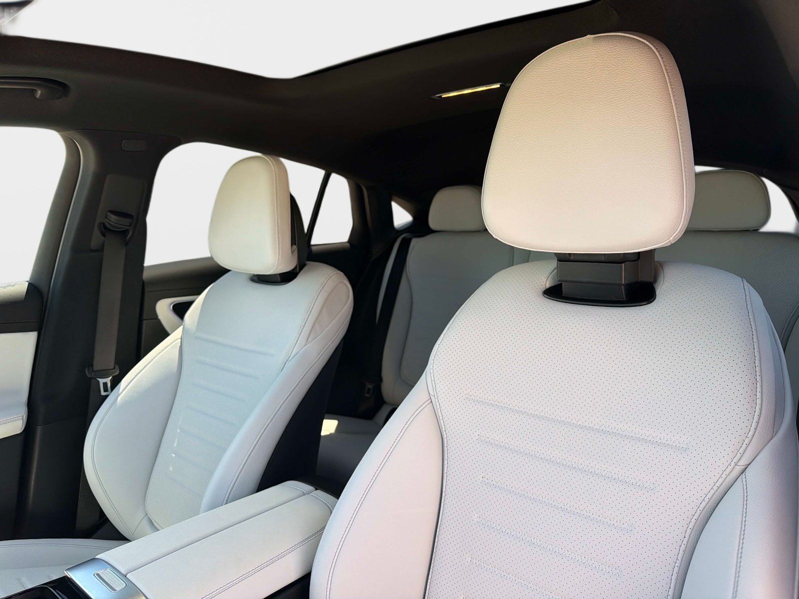 New 2026 Mercedes-Benz GLC 300 4MATIC image 19