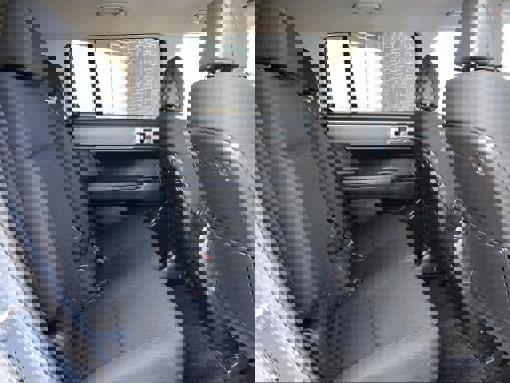 Used 2024 Hyundai Santa Fe SE image 13