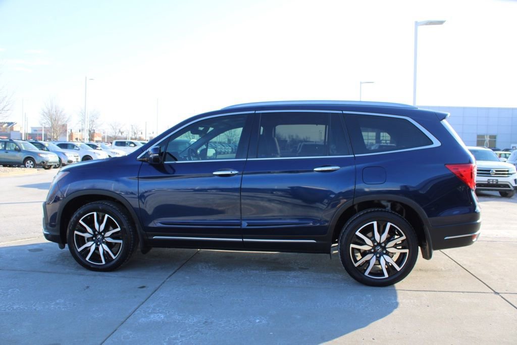 Used 2019 Honda Pilot Elite image 4