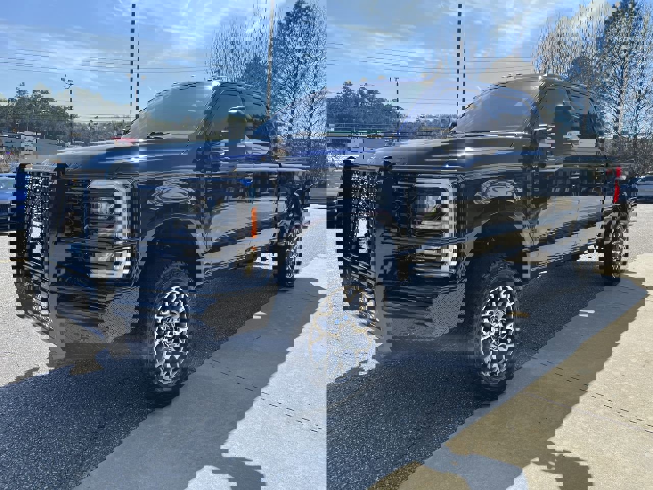 Used 2023 Ford F250 XLT w/ XLT Premium Package image 4